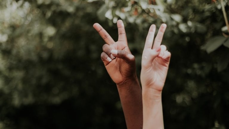 Działania na rzecz równości płci: Jak osiągnąć postęp?